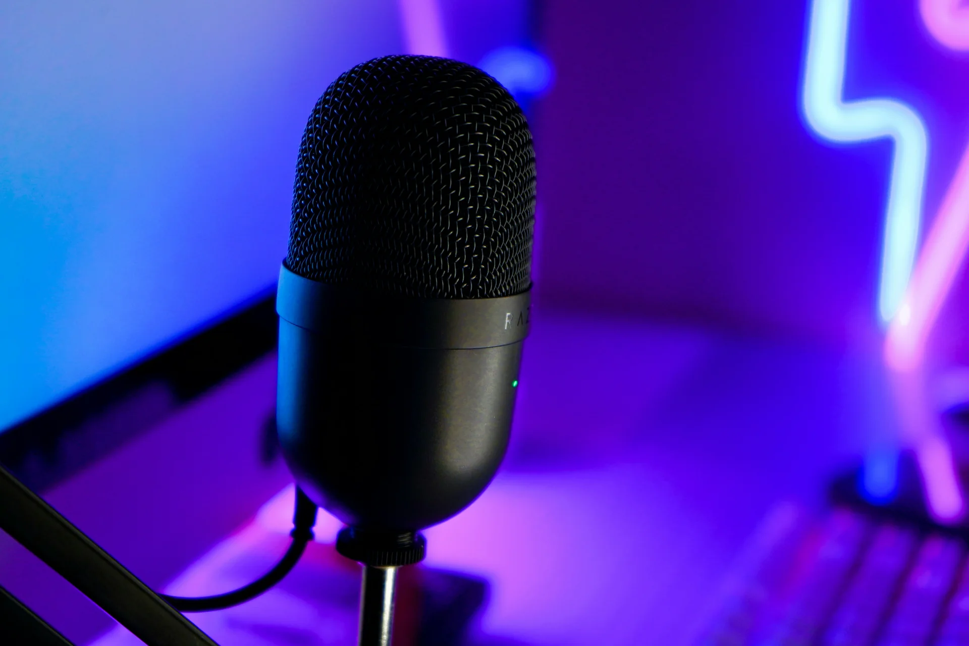 Razer Seiren Mini compact USB microphone in matte black finish